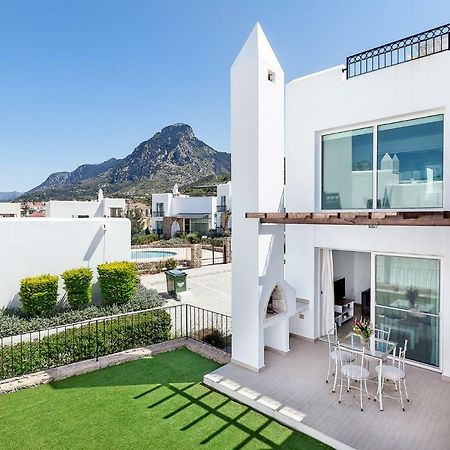 Seaview Selvi Village Apt Βασίλεια Εξωτερικό φωτογραφία